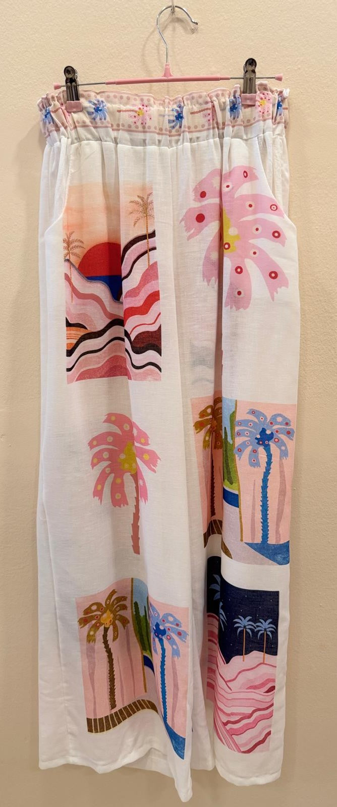 Colorful Linen Set with Palm Print – One Size